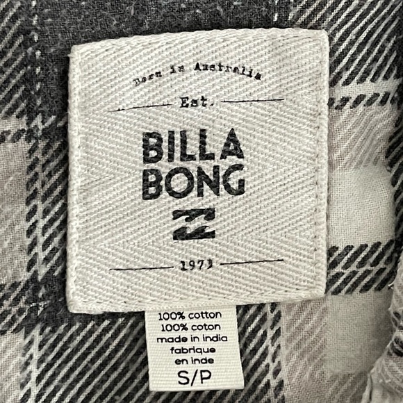 Billabong Button-up Grey & White Flannel/Plaid Shirt - Size Small (100% Cotton) - Picture 5 of 5